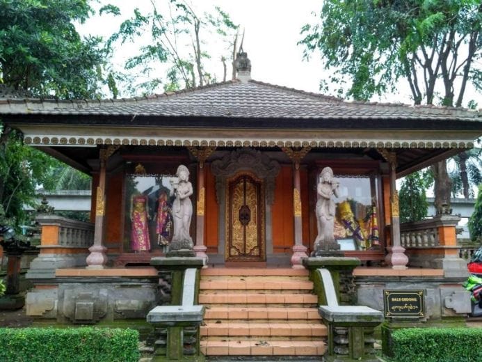  Rumah Adat Provinsi Bali